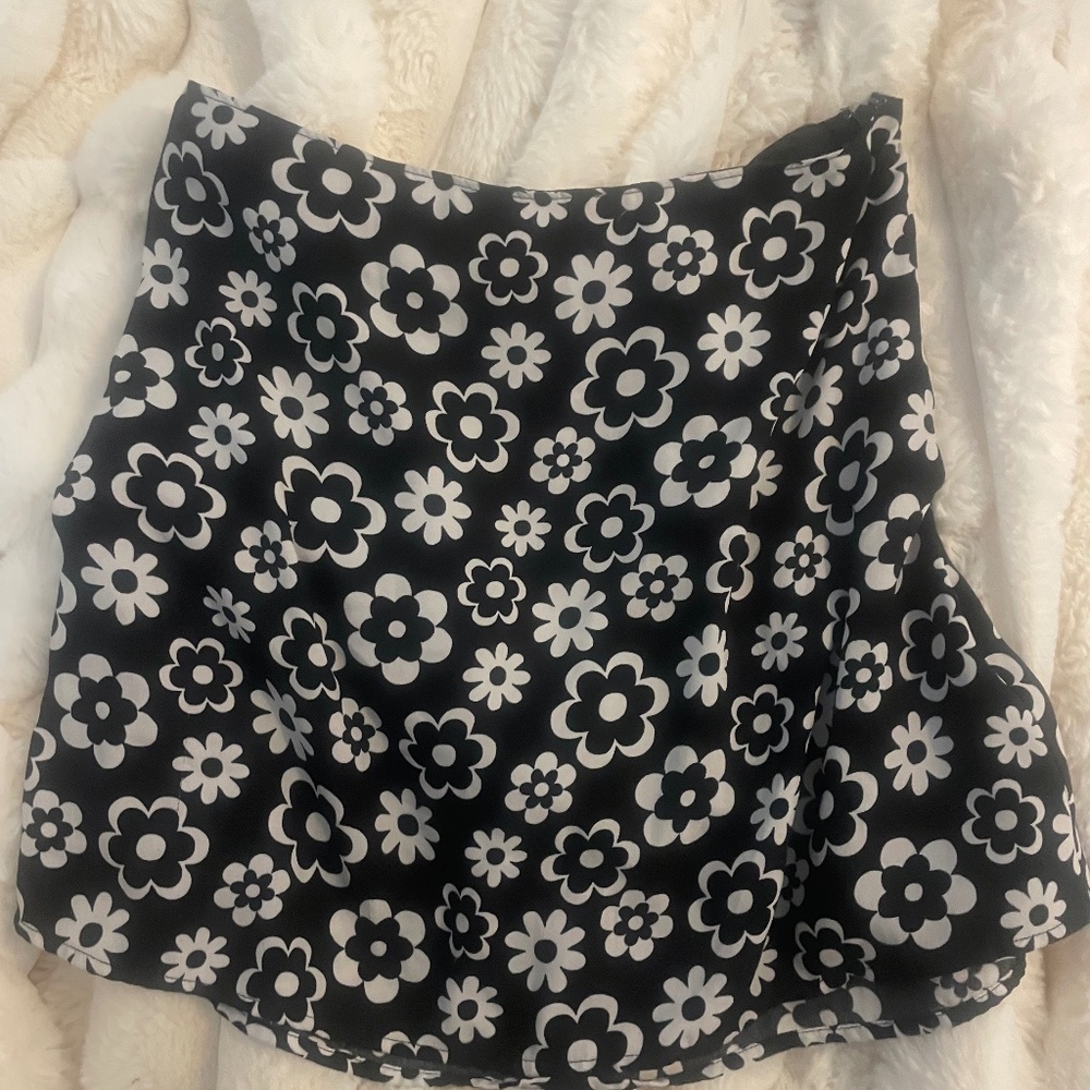 Hollister skirt